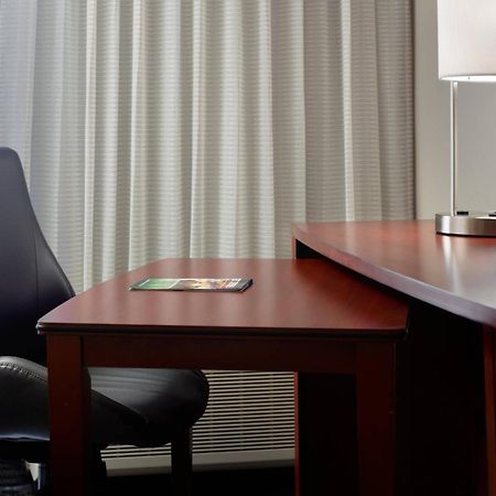 Courtyard By Marriott Fayetteville Dış mekan fotoğraf